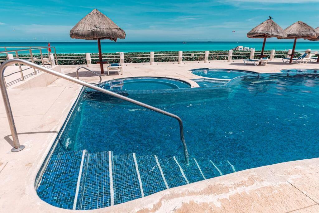 Villas Marlin 108, A Pie De Playa, Albercas, Jacuzi, Ubicacion Inmejorable Канкун Экстерьер фото