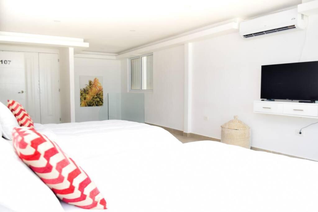 Villas Marlin 108, A Pie De Playa, Albercas, Jacuzi, Ubicacion Inmejorable Канкун Экстерьер фото
