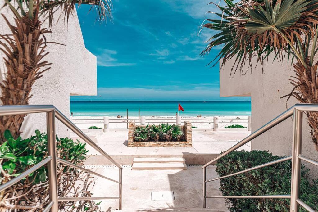 Villas Marlin 108, A Pie De Playa, Albercas, Jacuzi, Ubicacion Inmejorable Канкун Экстерьер фото